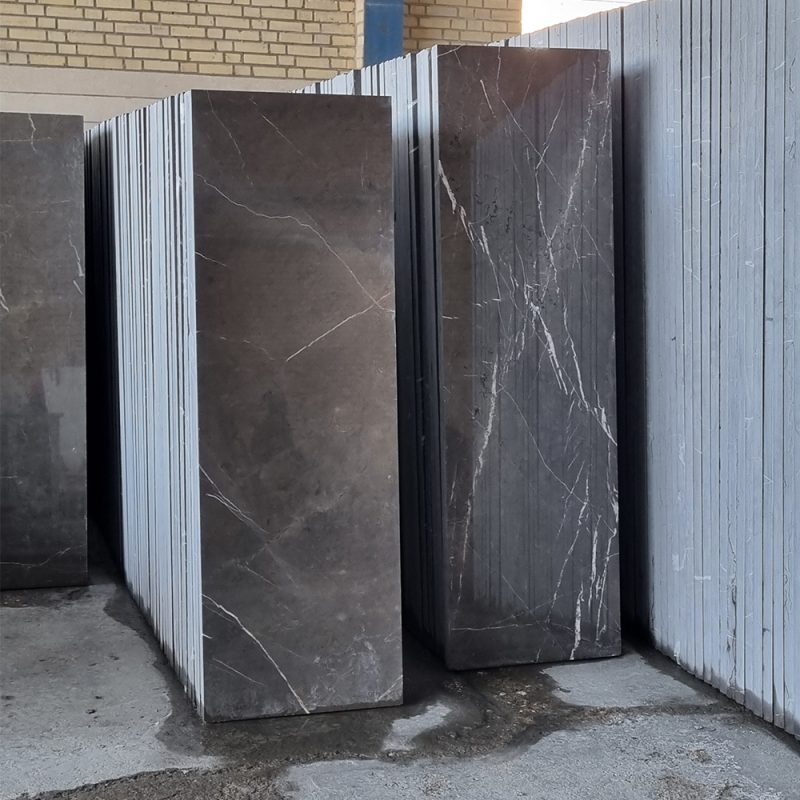 رخام أرماني جراي – رخام فاخر رمادي داكن مع عروق بيضاء | لازولیت ماربل