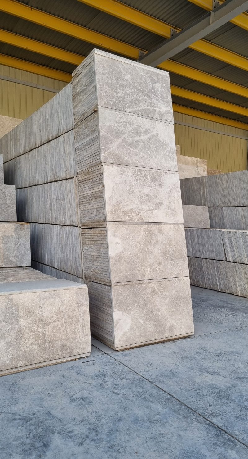 Persian Silk Marble – Elegant Grey-Beige Marble with Soft Linear Veins | Lazulite Marble