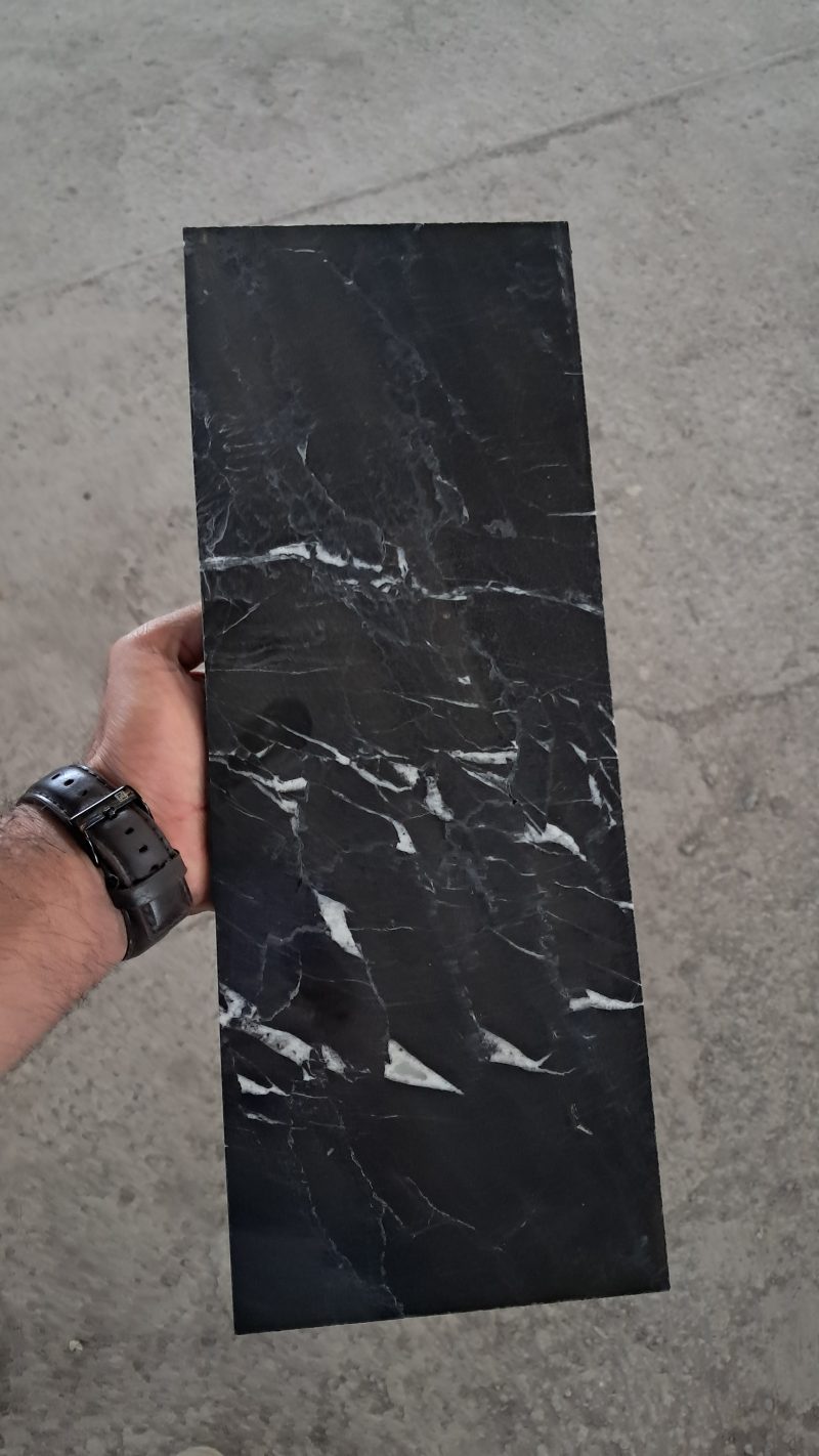 رخام مارکینه – رخام أسود فاخر مع عروق بيضاء | لازولیت ماربل