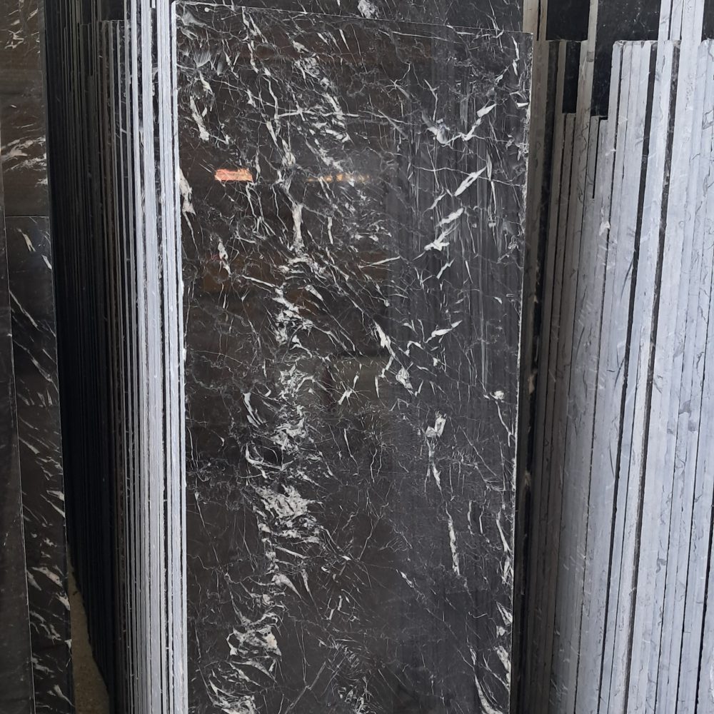 رخام مارکینه – رخام أسود فاخر مع عروق بيضاء | لازولیت ماربل