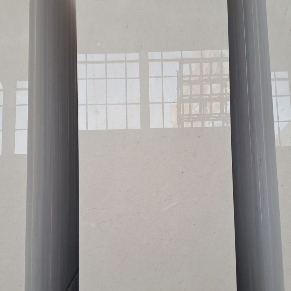 رخام هرسین – رخام أبيض فاخر مع عروق ناعمة | لازولیت ماربل